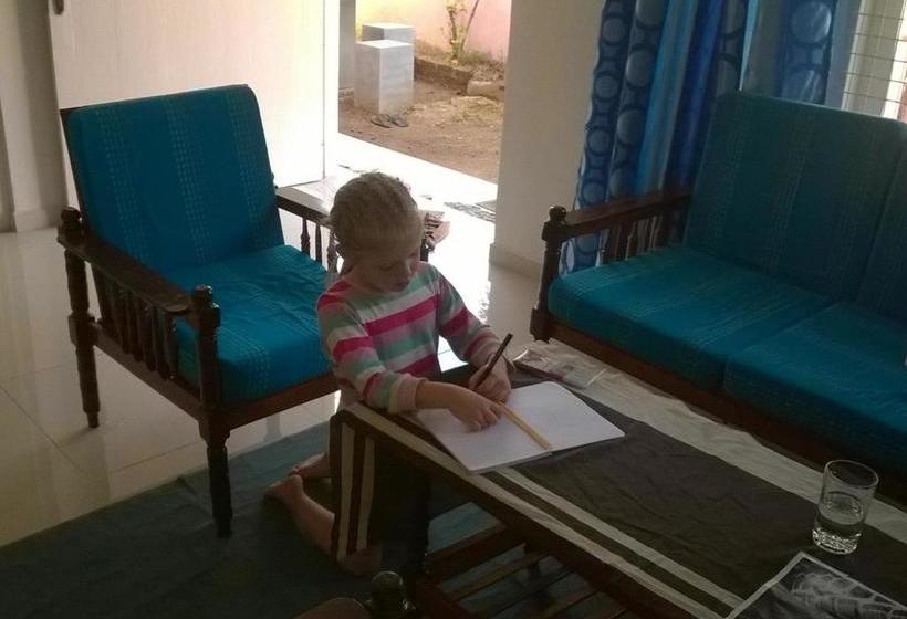 Пансион Villa 49 Hotel Beds  Hikkaduwa