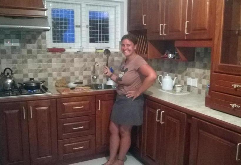 Пансион Villa 49 Hotel Beds  Hikkaduwa