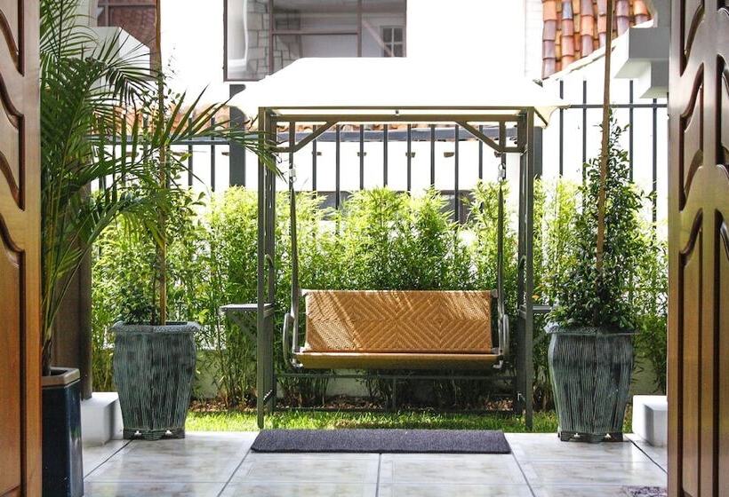 Пансион Villa Emilia Hostal