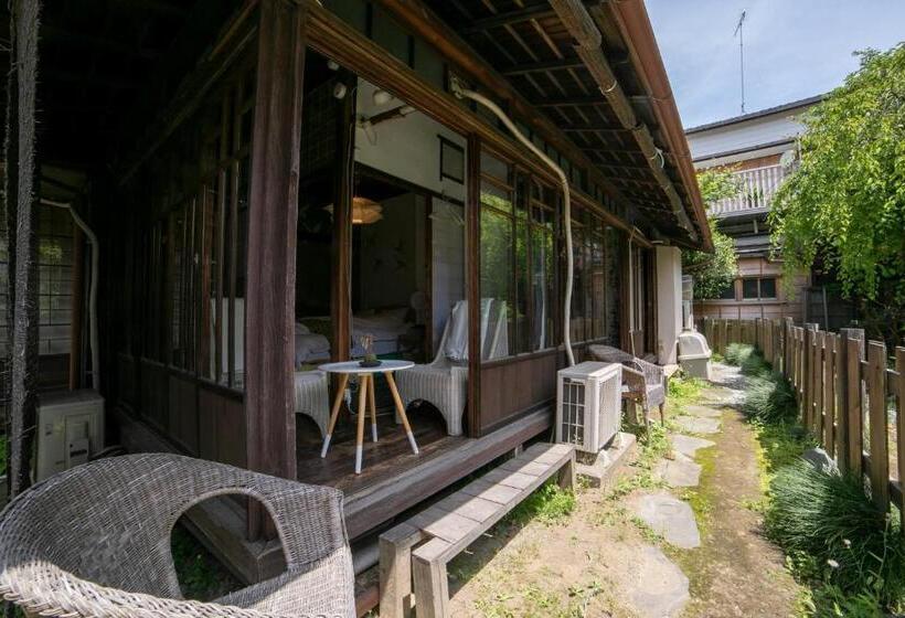 بنسيون Villa Sacra ヴィラサクラ