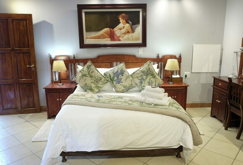 膳宿费 Waterkloof Guest House