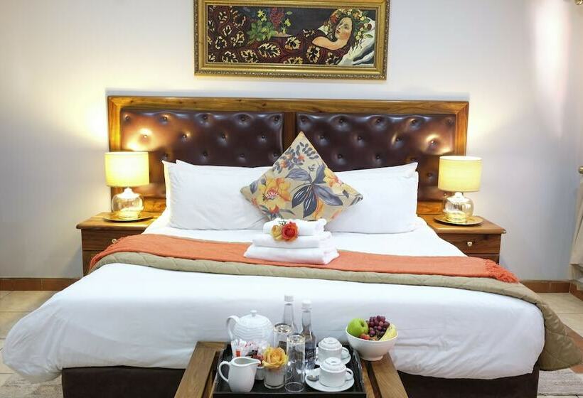 膳宿费 Waterkloof Guest House