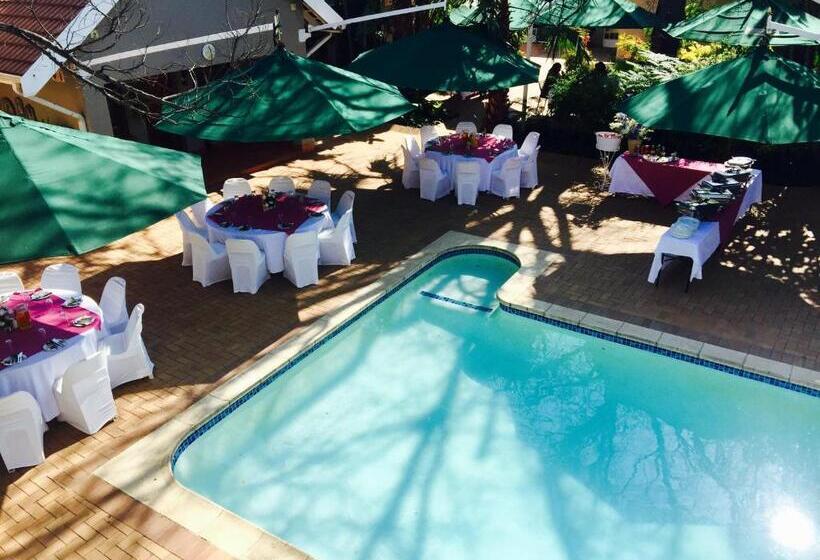 膳宿费 Waterkloof Guest House