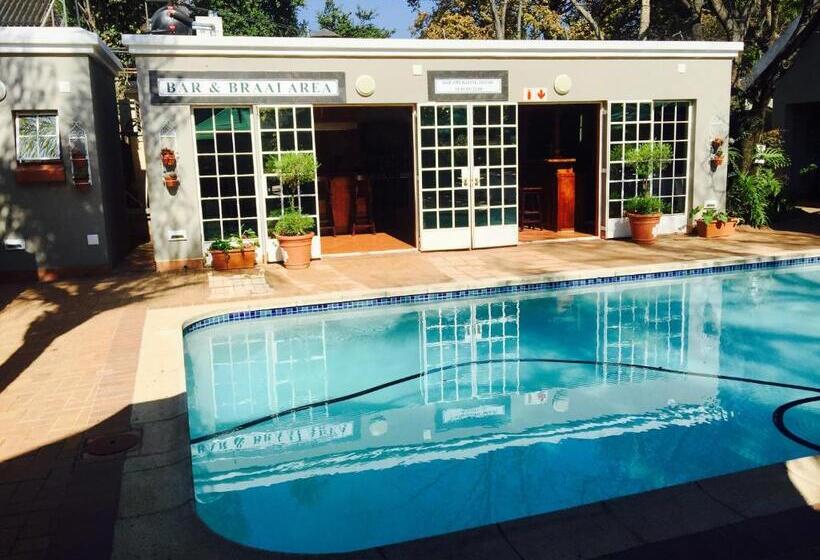 膳宿费 Waterkloof Guest House