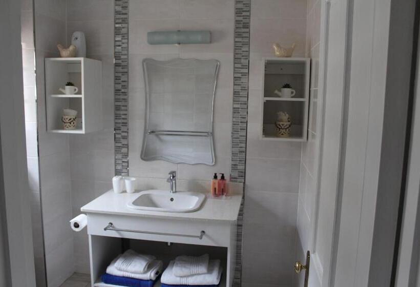 膳宿费 Windfall Plett