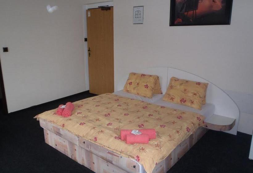 Pension A Restaurace Kůlna