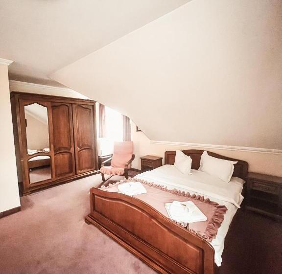 Pensiunea Curtea Bavareza