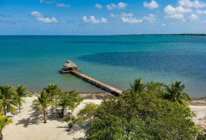 استراحتگاه The Villas At Cocoplum