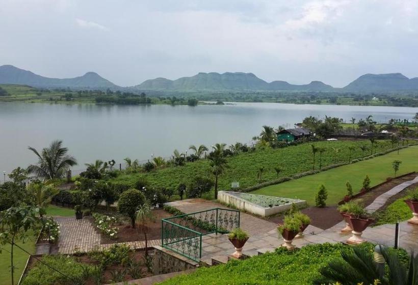 Savana Lake Resort