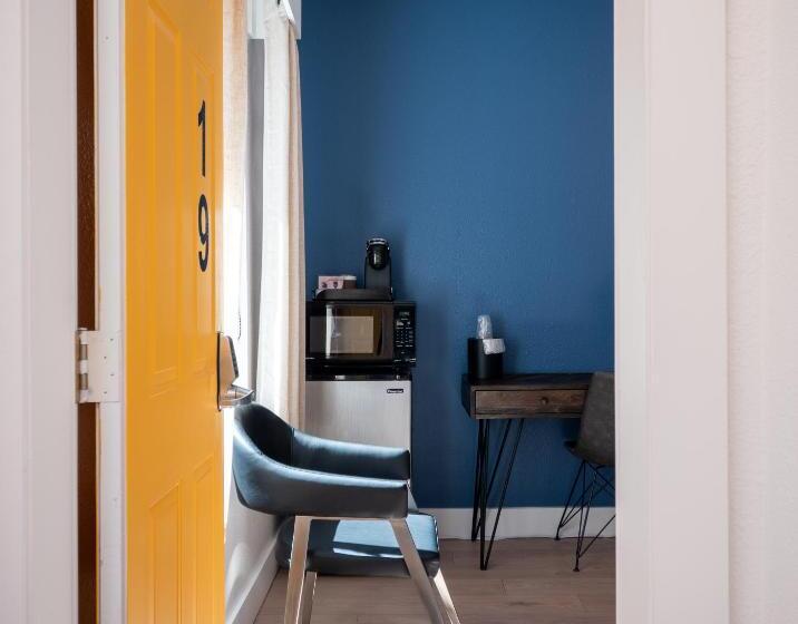 فندق صغير Balanced Rock Inn