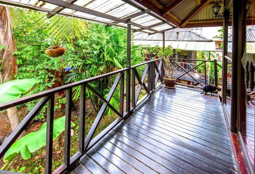 هاستل Fruit Tree Lodge