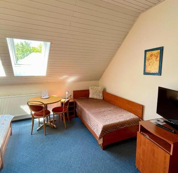 호스텔 Penzion Fantasy   Restaurant