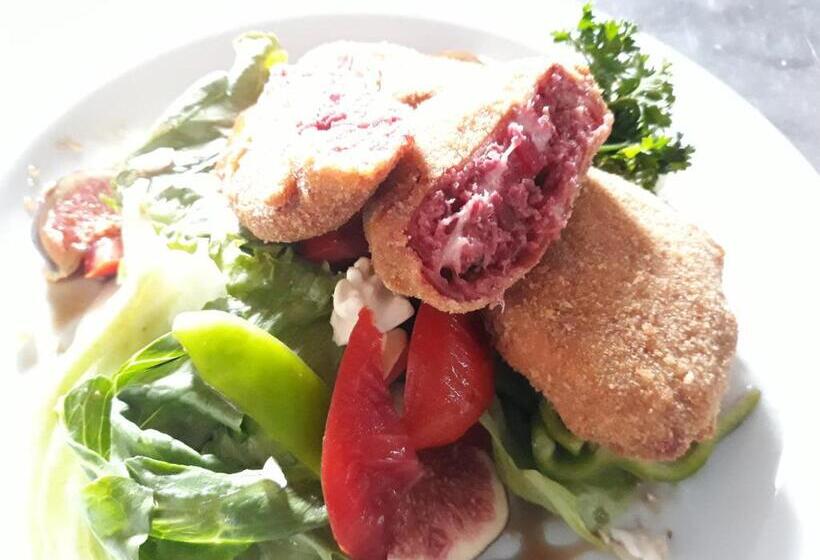 호스텔 Penzion Fantasy   Restaurant