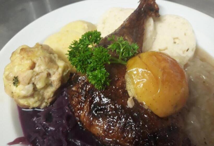 호스텔 Penzion Fantasy   Restaurant