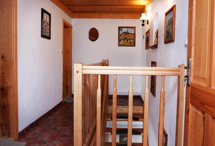 Общежитие Penzion V Podhradí