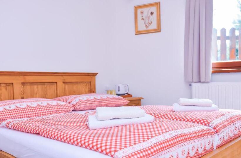 Общежитие Penzion V Podhradí