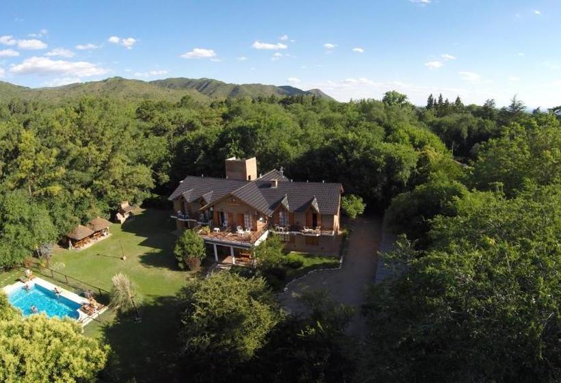 هاستل Posada La Escondida