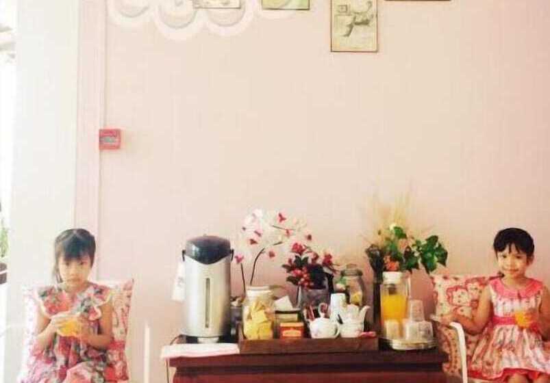 ユースホステル Thorfun Guesthouse In The Garden