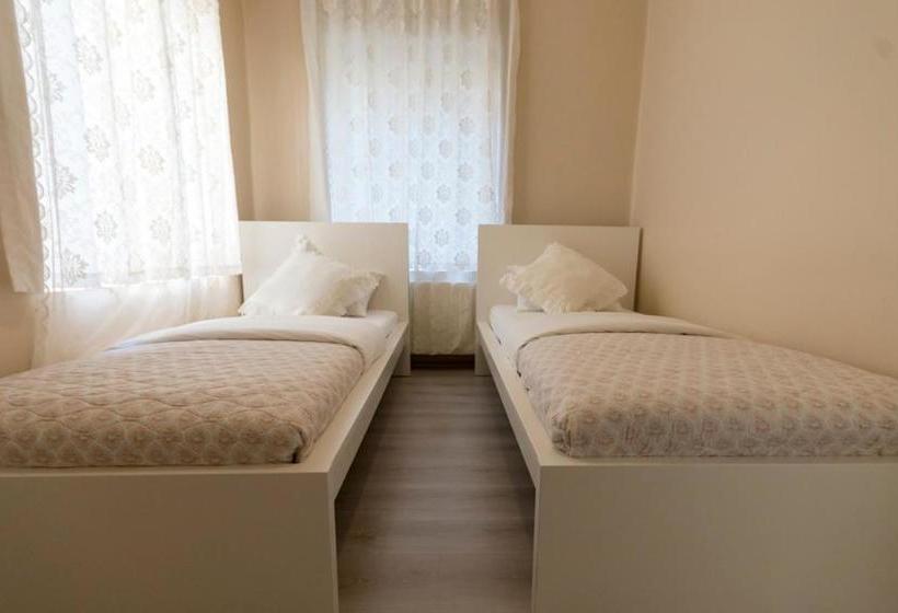 Büyükada Apart Hotel   Karadağ Apart