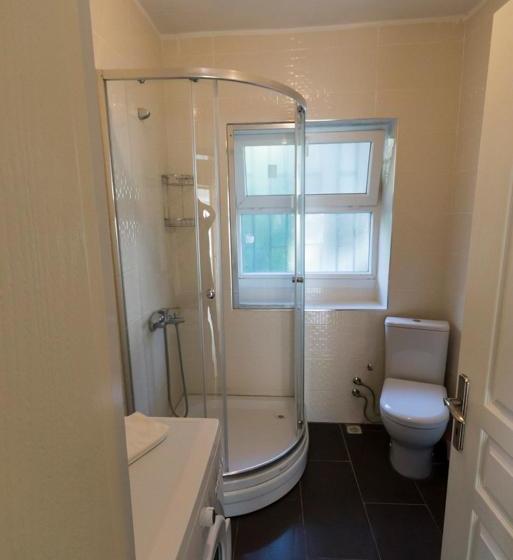 Büyükada Apart Hotel   Karadağ Apart