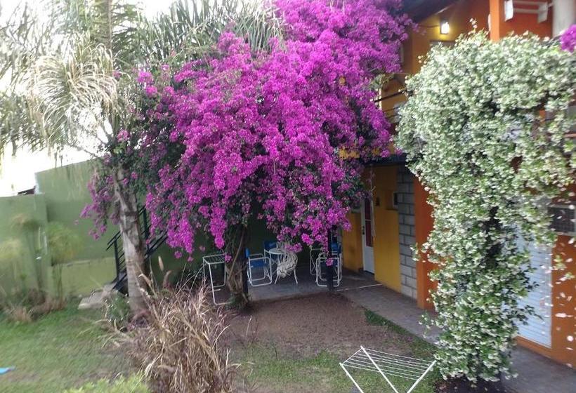 Costas Del Paraiso
