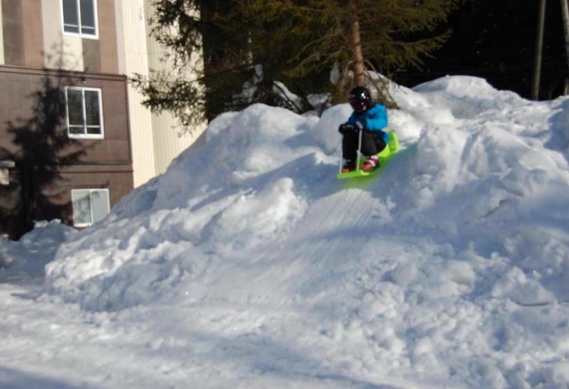 Hakuba Grand Apartments