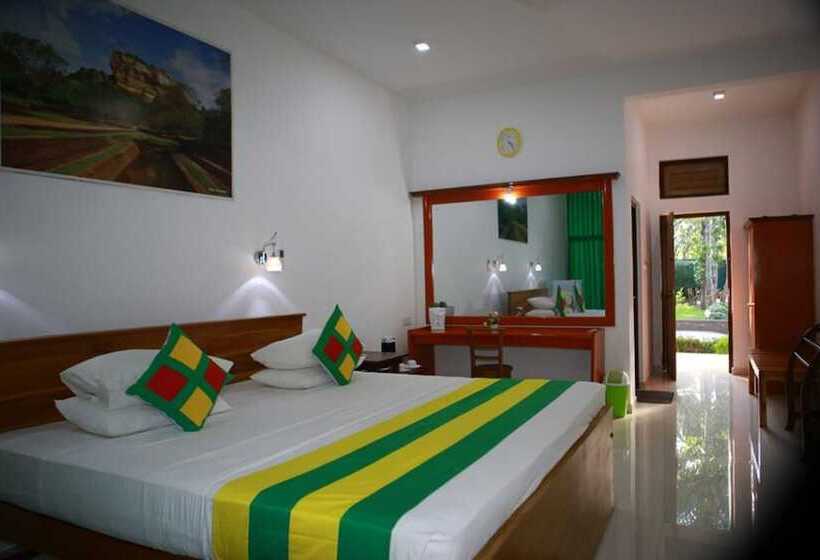 Acme Grand Hotel Habarana