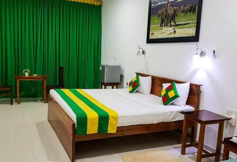 Acme Grand Hotel Habarana