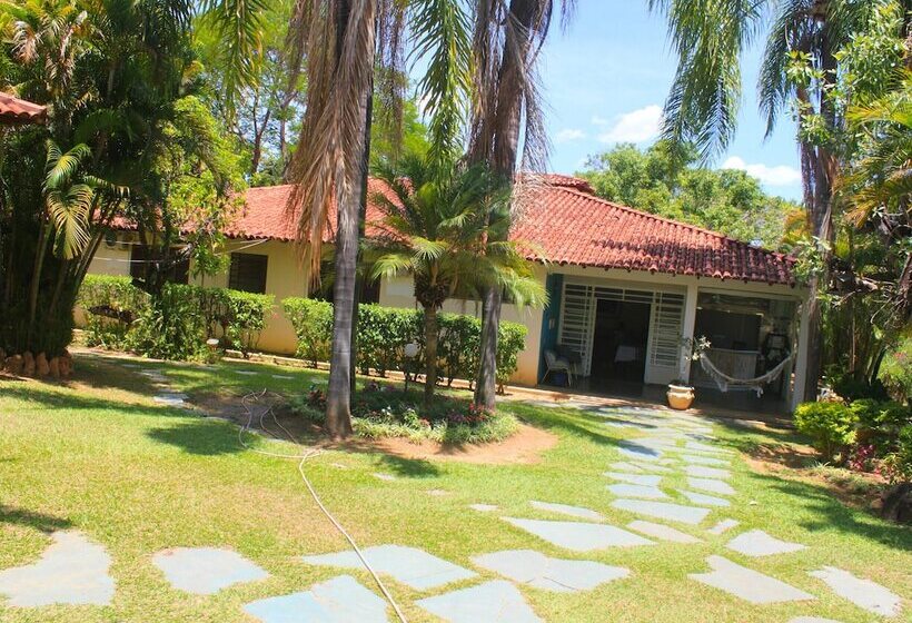 فندق Fazenda Tia Dora