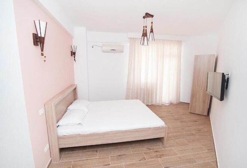 Mamaia Summerland Apartments