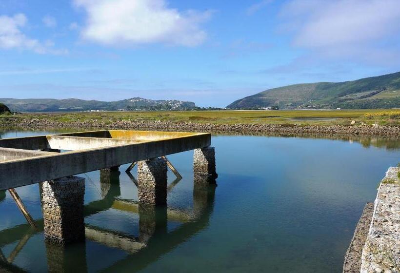 پانسیون Badger's Lodge