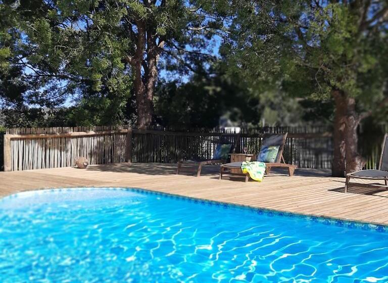 پانسیون Badger's Lodge