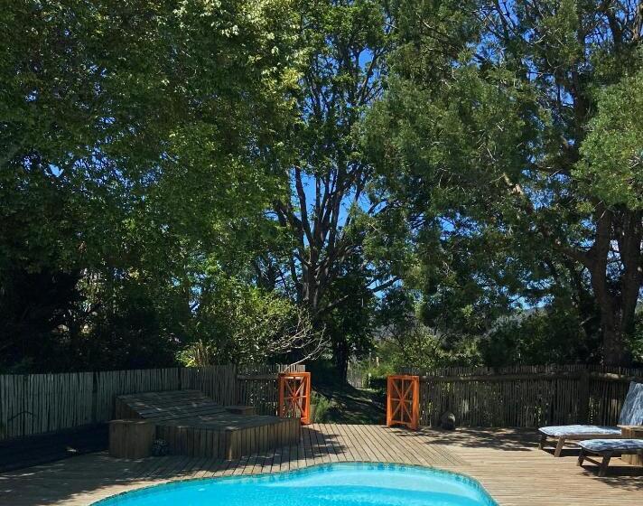 پانسیون Badger's Lodge