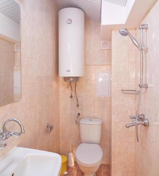 膳宿费 Batak Studio