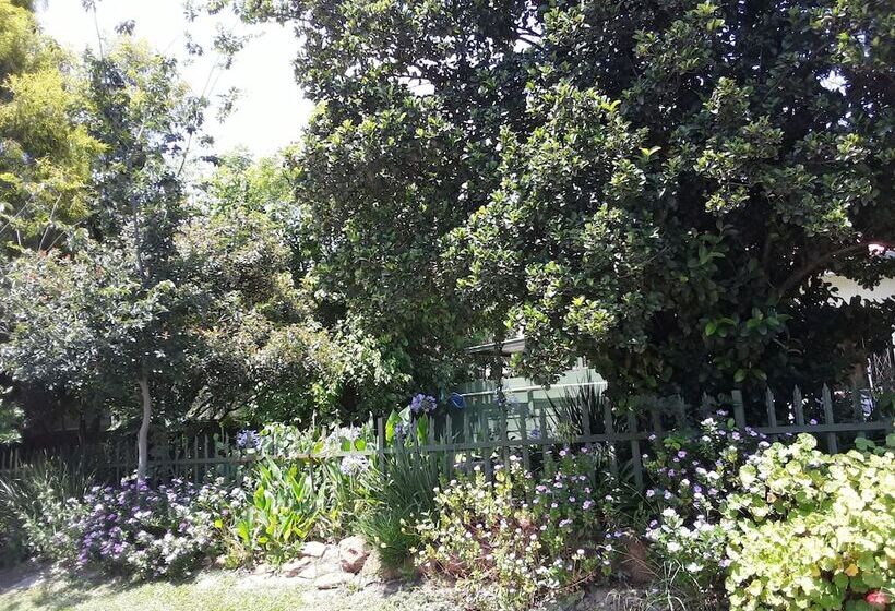 펜션 Boer And Brit Self Catering Guest House