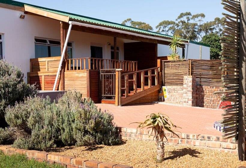 펜션 Capelands Wine Farm