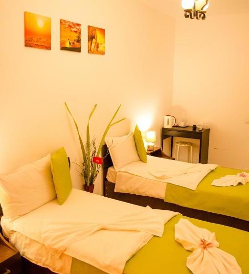 پانسیون City Lux Villa