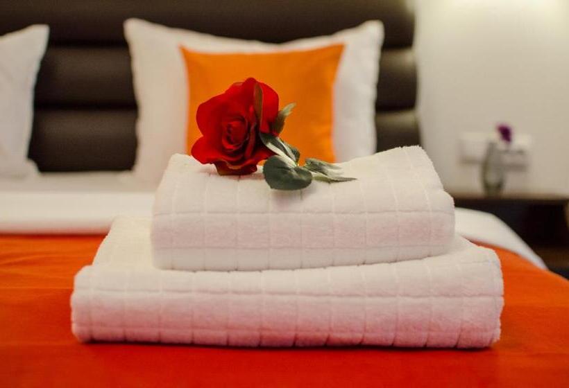 پانسیون City Lux Villa