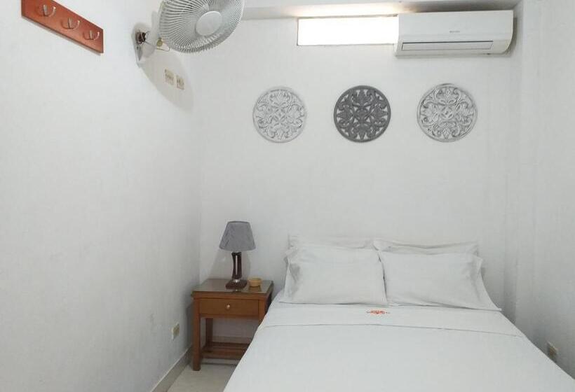 ペンション Comercial Neiva