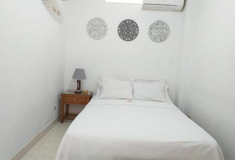 ペンション Comercial Neiva