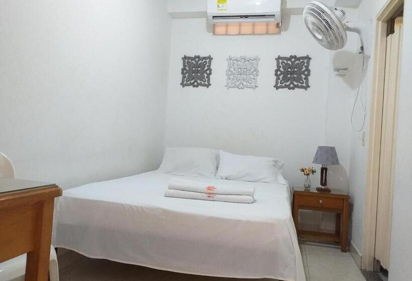 ペンション Comercial Neiva