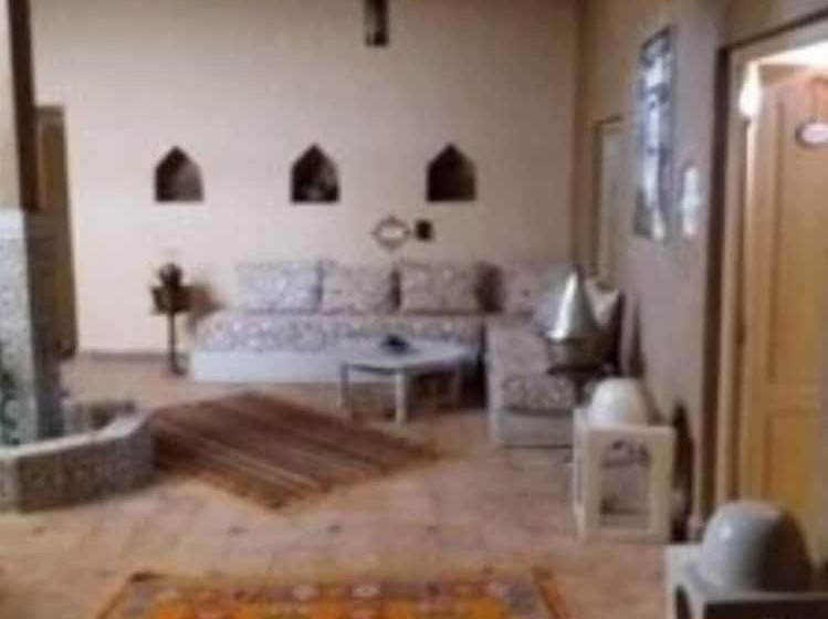 پانسیون Dar Pienatcha