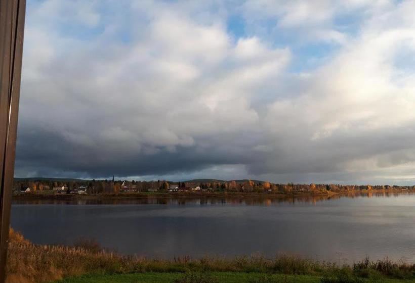 펜션 Dessans Café & Logi