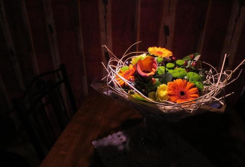 펜션 Dessans Café & Logi