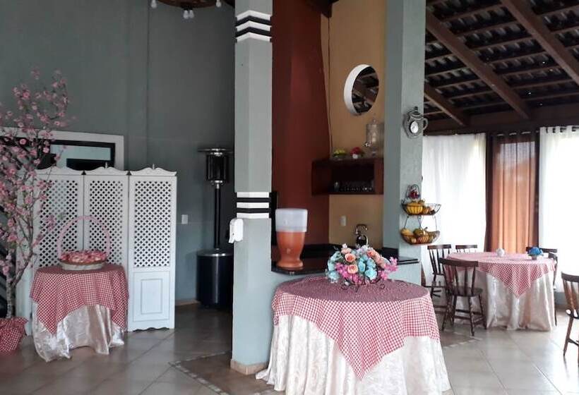 Пансион Eco Hotel Bouganville