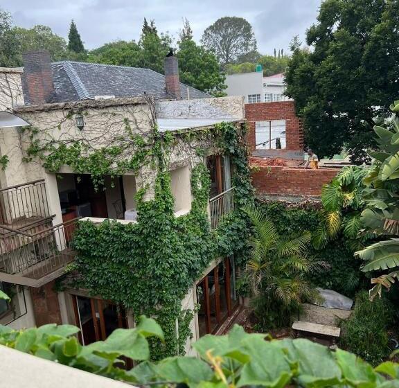 膳宿费 Fernivy Guest House