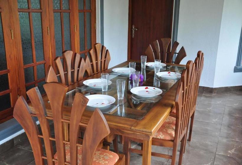 ペンション Guest House Basilea