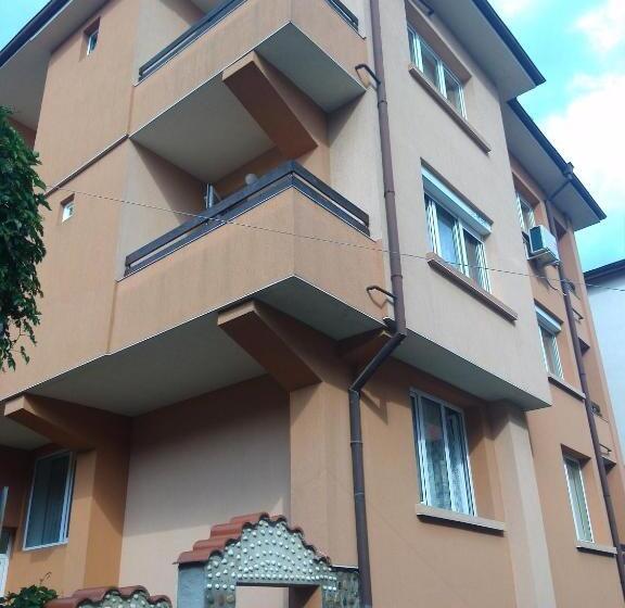 Пансион Guest House Yanina