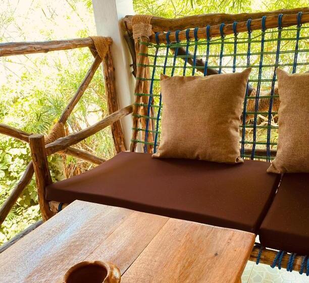 بنسيون Helwas Zanzibar Beach