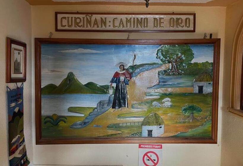 ペンション Hostal Curiñan